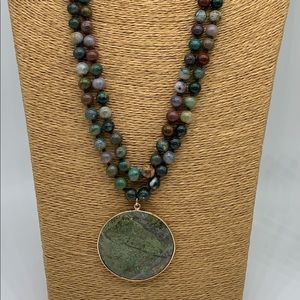 25” agate stone beads round pendant necklace 🔮🦋